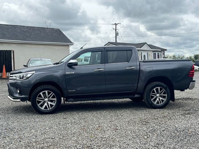 Toyota HiLux 2019