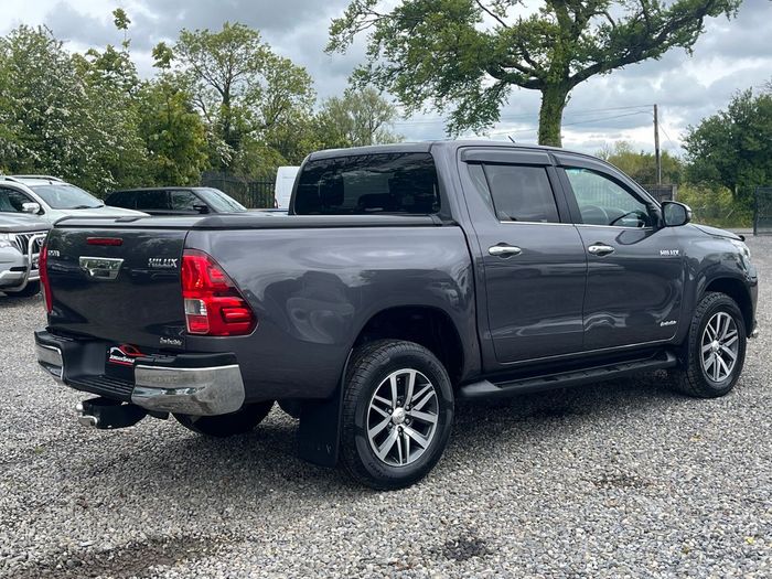 Toyota HiLux 2019