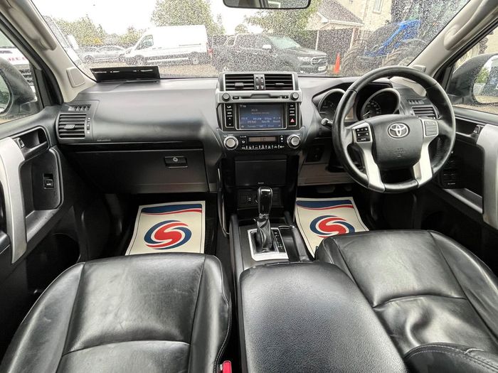 Toyota Landcruiser 2015