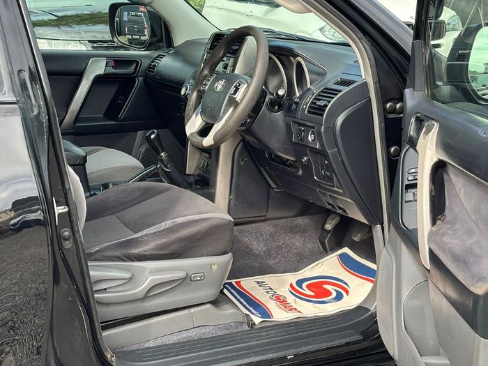 Toyota Landcruiser 2014