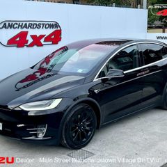 Tesla Model X 2019