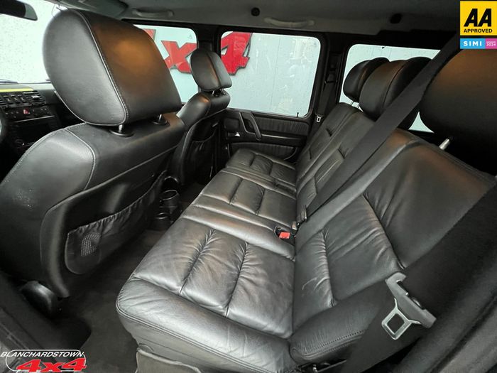 Mercedes-Benz G-Class 2009