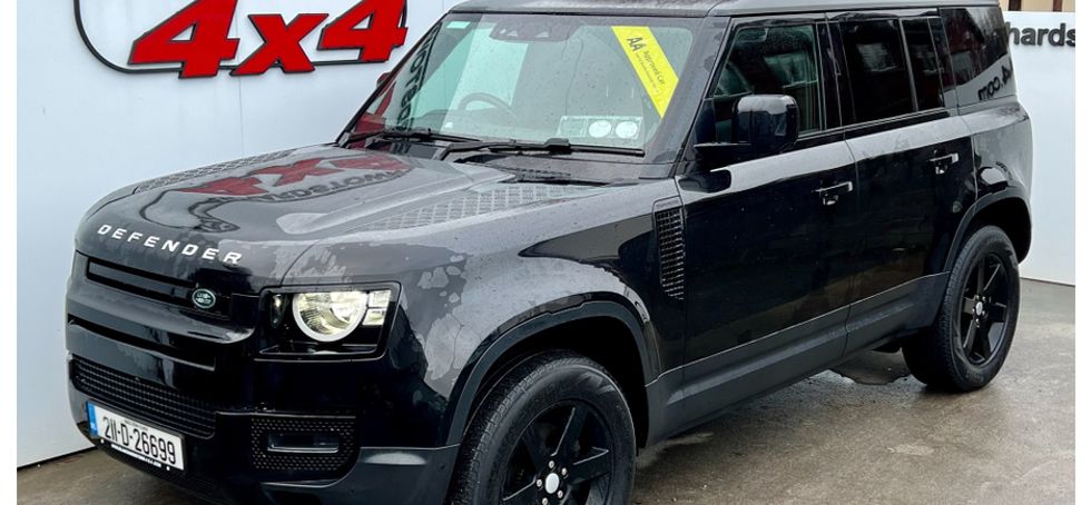 Land Rover Defender 2021