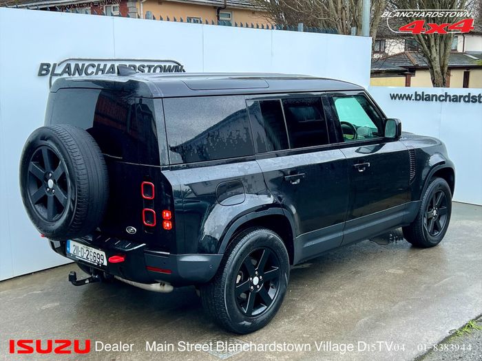 Land Rover Defender 2021