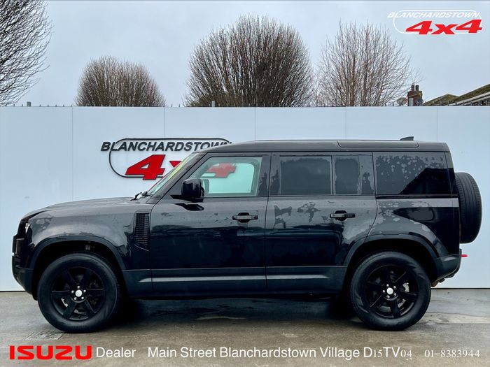 Land Rover Defender 2021