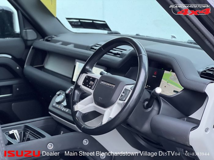 Land Rover Defender 2021