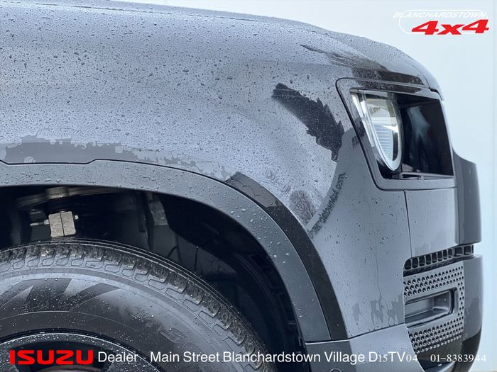Land Rover Defender 2021