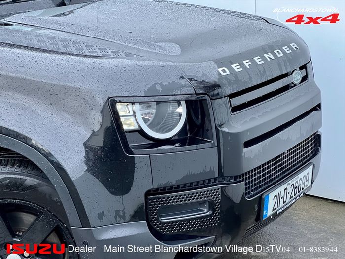 Land Rover Defender 2021