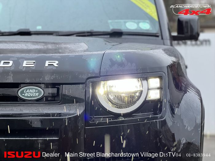 Land Rover Defender 2021