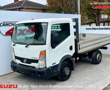 Nissan Cabstar 2013