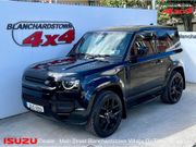Land Rover Defender 2025