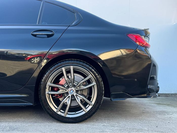 BMW 3 Series 2021