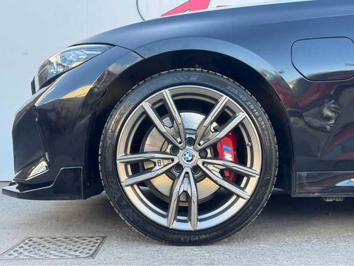 BMW 3 Series 2021