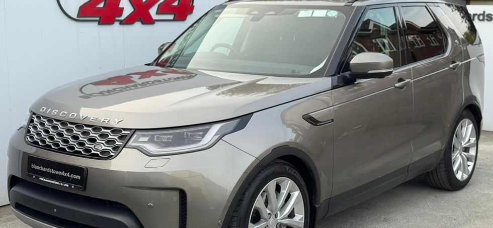 Land Rover Discovery 2022