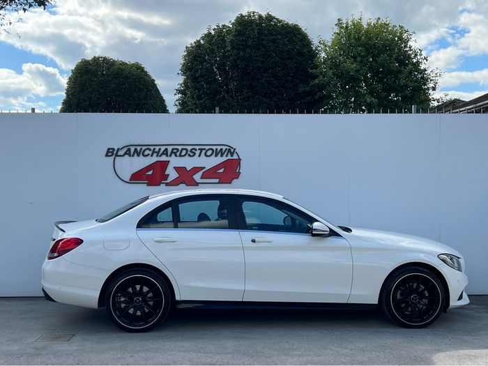 Mercedes-Benz C-Class 2017