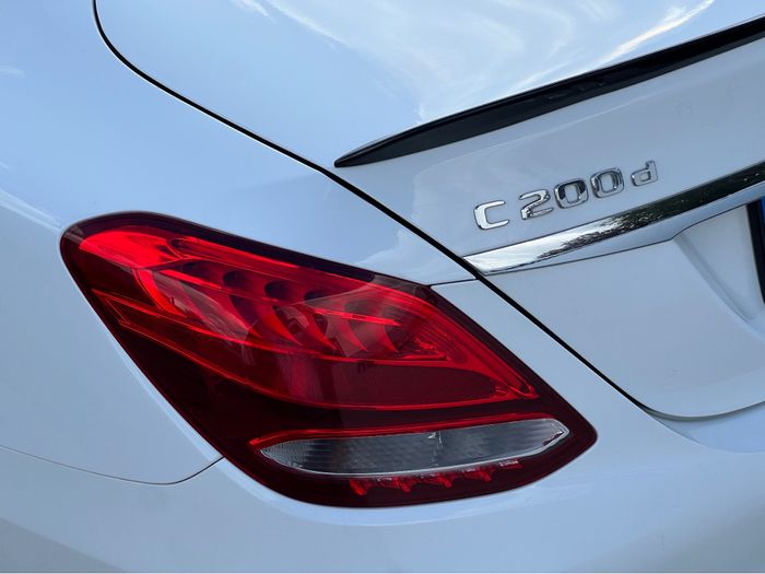 Mercedes-Benz C-Class 2017