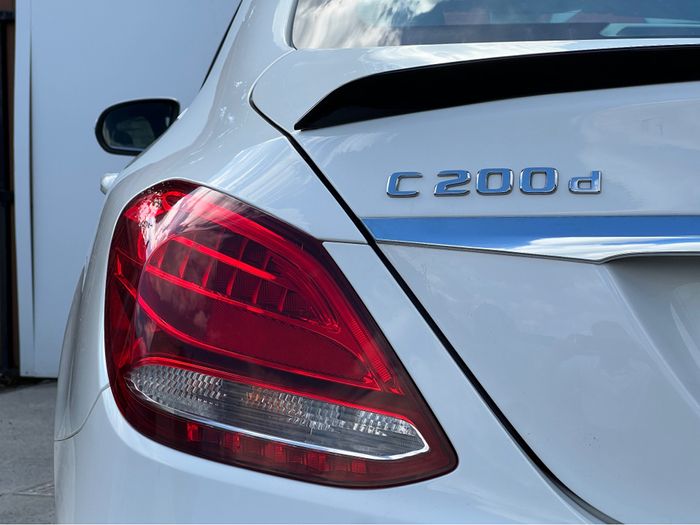 Mercedes-Benz C-Class 2017