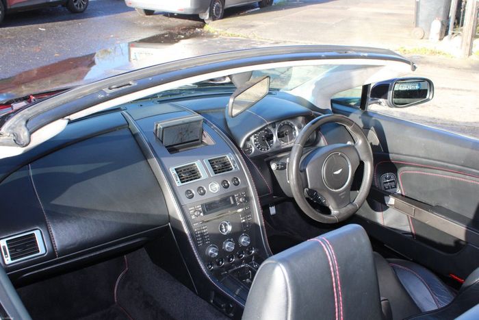 Aston Martin Vantage 2008