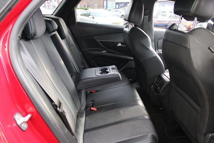 Peugeot 3008 2023
