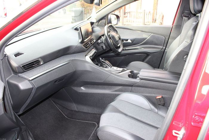 Peugeot 3008 2023