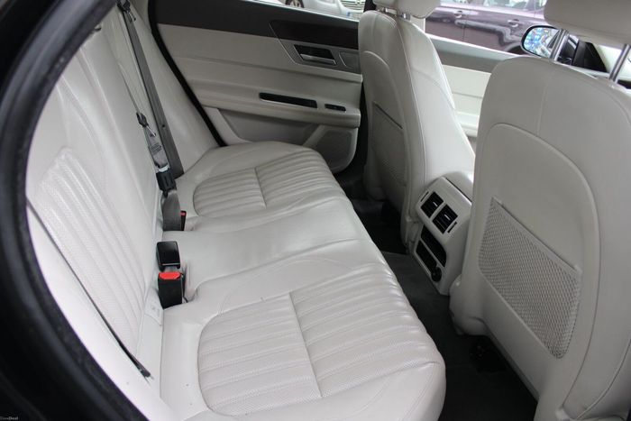 Jaguar XF 2017