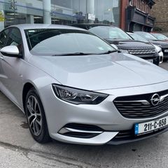 Opel Insignia 2021