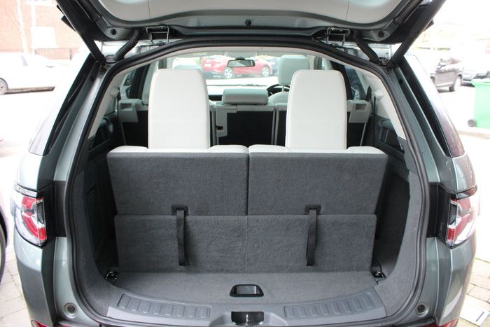 Land Rover Discovery Sport 2015