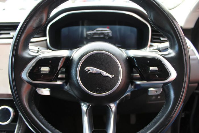 Jaguar F- PACE 2022