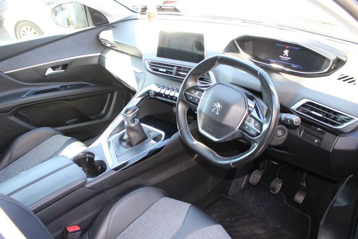 Peugeot 5008 2020