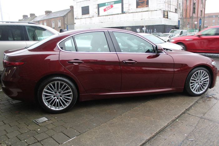 Alfa Romeo Giulia 2017