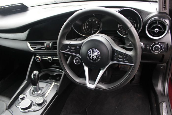 Alfa Romeo Giulia 2017