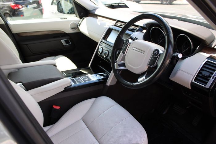 Land Rover Discovery 2017