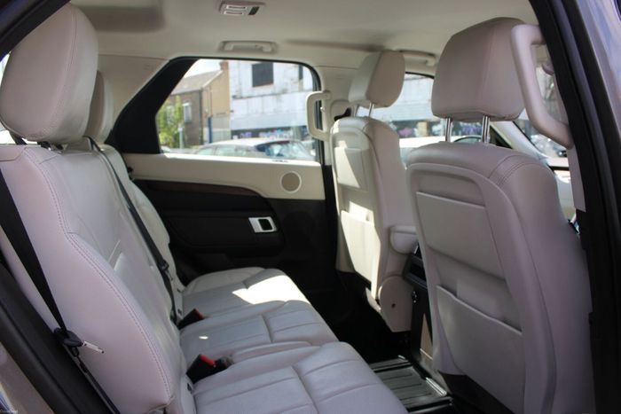 Land Rover Discovery 2017