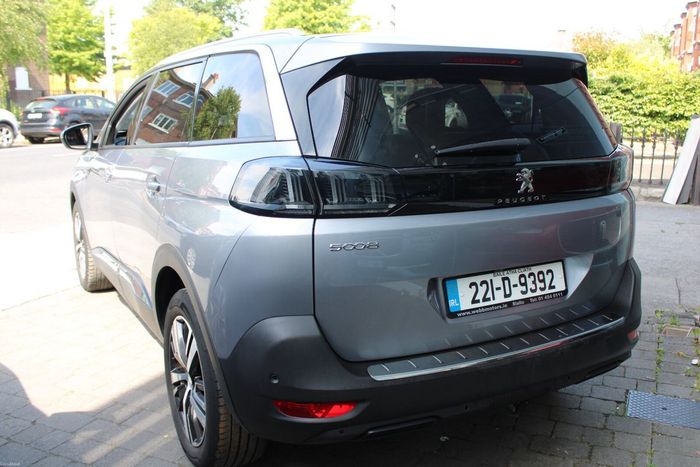 Peugeot 5008 2022