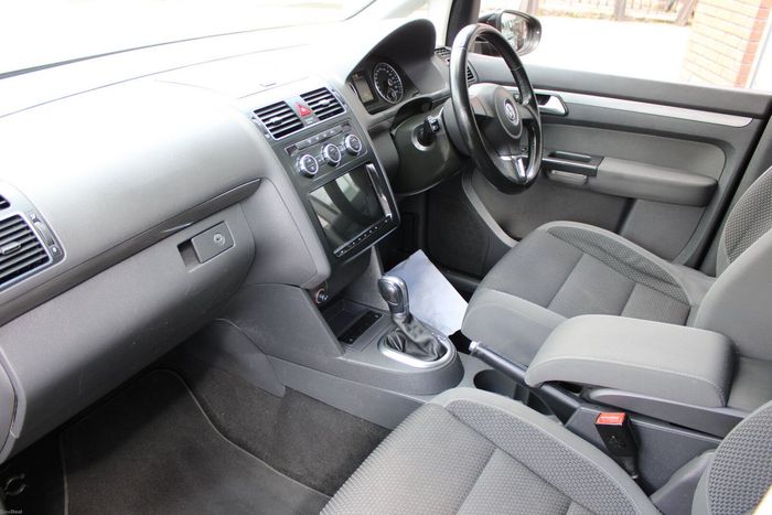 Volkswagen Touran 2014