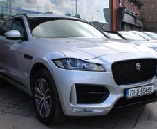 Jaguar F- PACE 2017