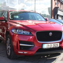 Jaguar F- PACE 2017