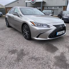 Lexus ES 2024