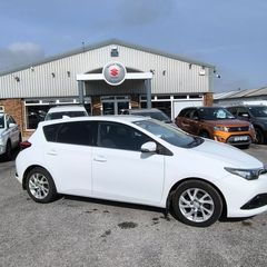 Toyota Auris 2017