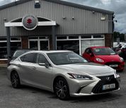 Lexus ES 2022