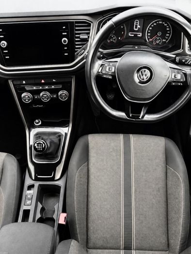 Volkswagen T-Roc 2019