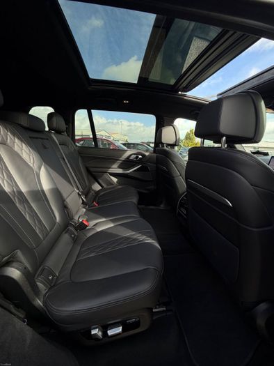 BMW X7 2024