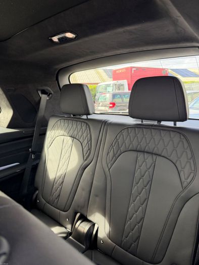 BMW X7 2024