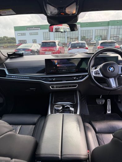 BMW X7 2024