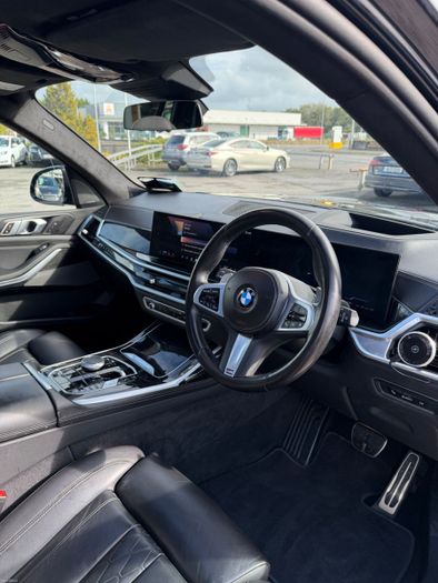BMW X7 2024