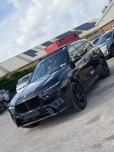 BMW X7 2024