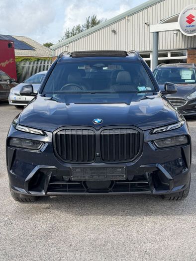 BMW X7 2024