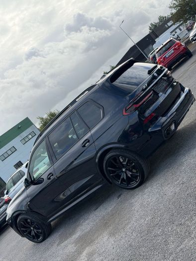 BMW X7 2024