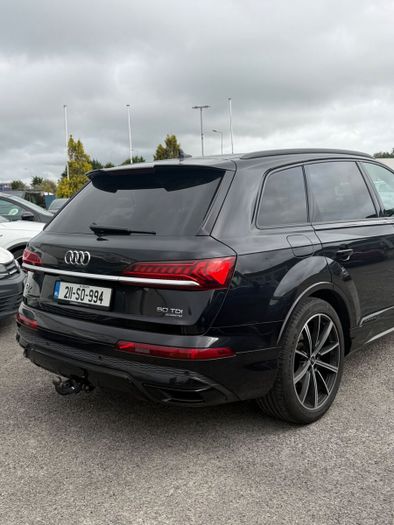 Audi Q7 2021