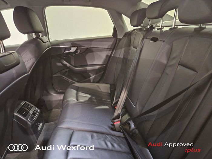 Audi A4 2024
